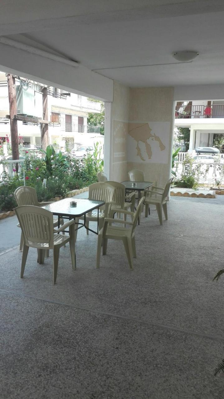 Hause Zorbas Aparthotel Paralia Dionysiou Esterno foto